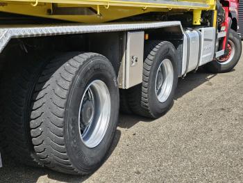 MAN TGS 33.480 6x6 / PALFINGER Z CRANE / 2 SIDE TIPPER